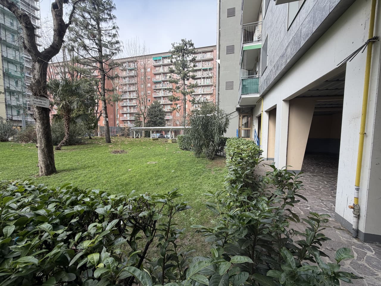 Bilocale Ristrutturato in Vendita a Corsico - Vicinanza Milano - Foto 1