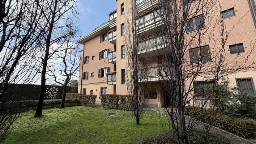 AFFITTASI BILOCALE A ROZZANO