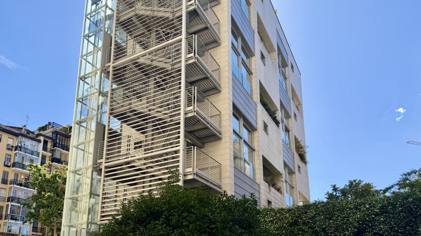 Bilocale con soppalco in vendita in zona Romolo, Milano